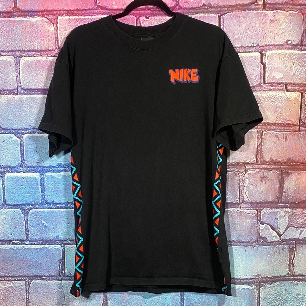Nike Graphic T Shirt Men’s Medium Black Retro Streetwear Short Sleeve - Picture 1 of 9